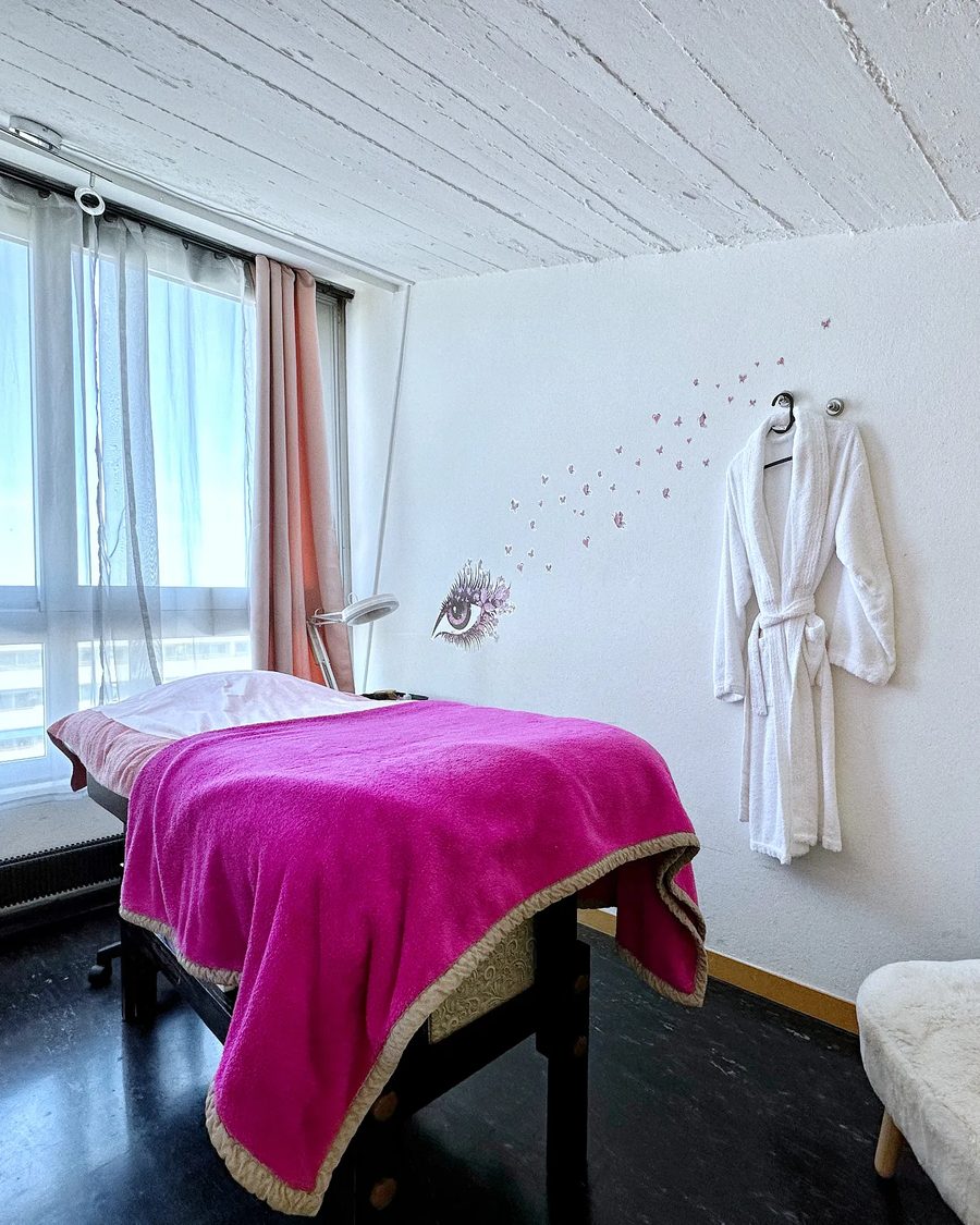 Cabine de soins du visage de l’institut